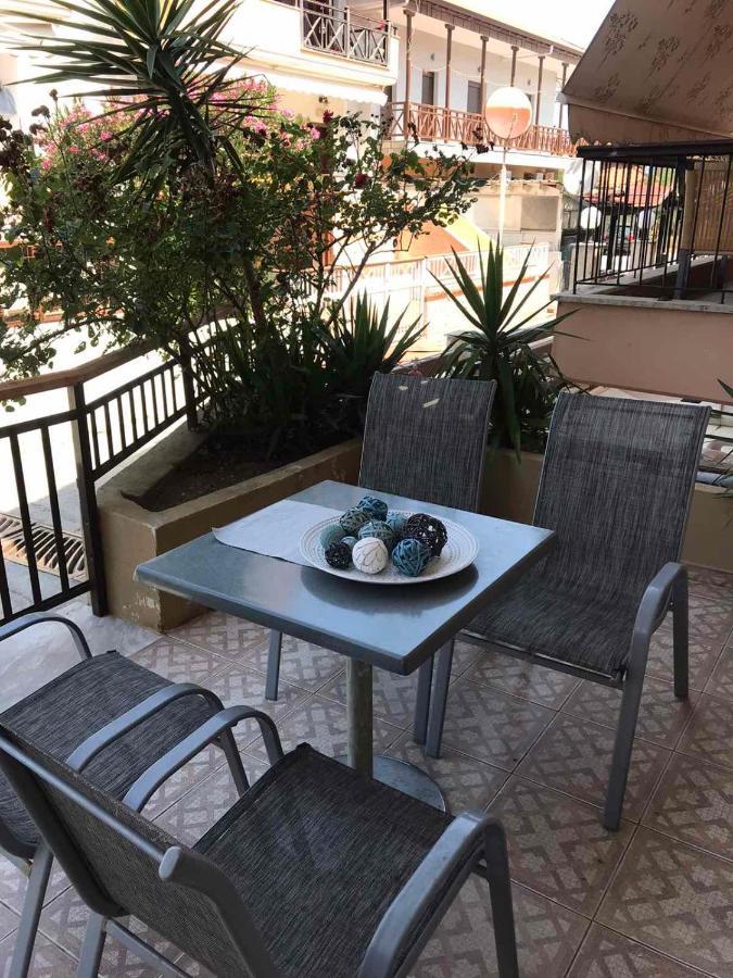 Kostas-Apartment Ierissos Eksteriør billede